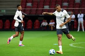 而布莱克正 而布莱克正